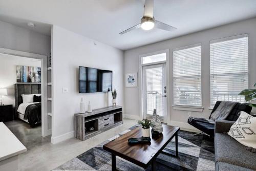 Southtown Modern Pool Netflix Coffee Tea in San Antonio, USA