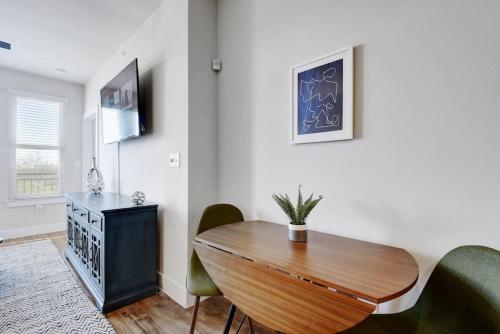 Amazing Apartment close to Riverwalk Alamo Pearl in San Antonio, USA