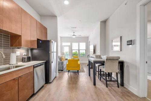 Relax at Wonderful Apartment Close to Downtown in San Antonio, USA