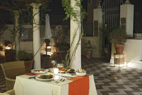 Casa Romana Hotel Boutique, Севилья (фото 7)