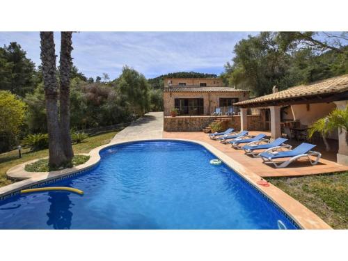 Spacious Petra Getaway with Pool