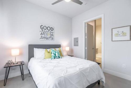 SAN ANTONIO RiVER WALK COZY DOWNTOWN APARTMENT in San Antonio, USA