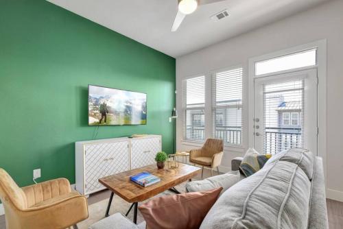 Beautiful Studio Apartment Near Southtown with Pool and Gym in San Antonio, USA