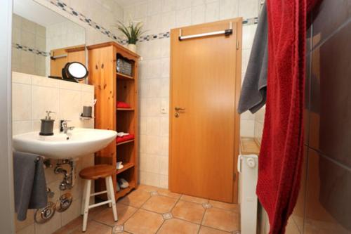 Apartment with Balcony image 2