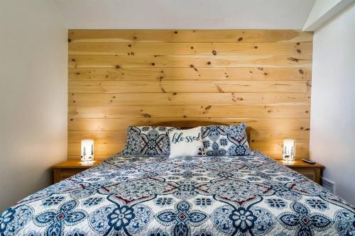 Cozy Getaway in Pigeon Forge, USA