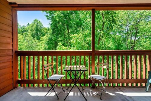 Cozy Getaway in Pigeon Forge, USA