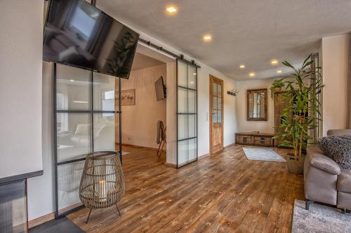 Ferienhaus Enzquelle in 恩茨克勒斯特勒