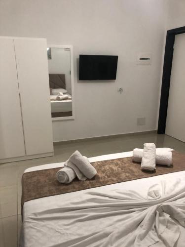 Quadruple Room image 10