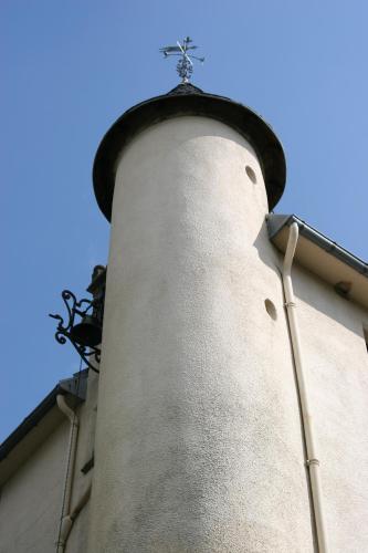 Castel Hotel 1904 - Hôtel - Saint-Gervais-d'Auvergne