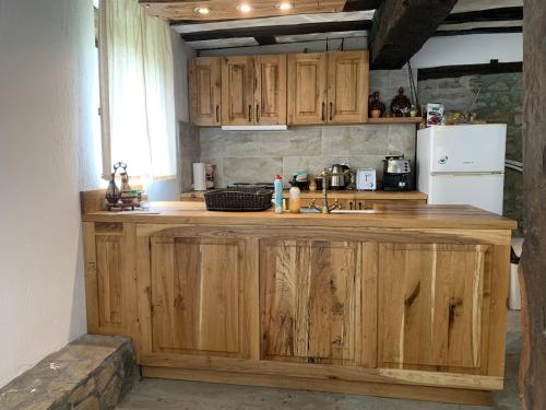 Kitchen, Къща за гости НОВЕ in Shipkovo