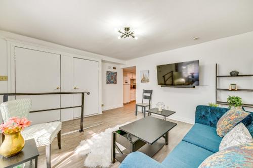 Walk to Downtown Albany Ten Broeck Triangle Apt! in Albany, USA