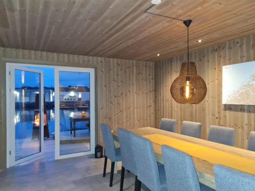 Rorbu ved sjøen Rorbu ved sjøen