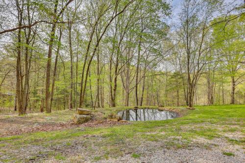 Vacation Rental Near Lake Patoka with Hot Tub! in Taswell, USA