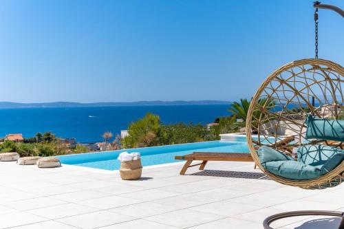 NEW! Seaview Villa Nocturno with 4 en-suite bedrooms, private 35smq infinity pool with hydromassage