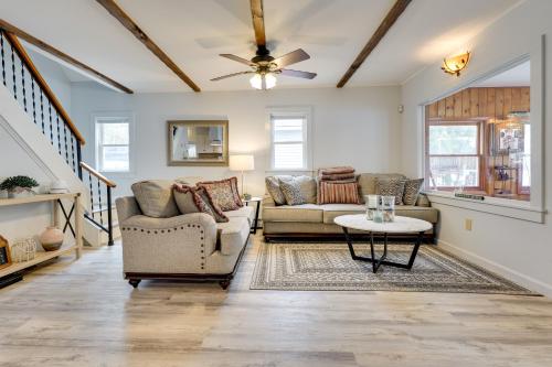 Lakefront Cabin w/ Panoramic Water View & Access in Sunapee (NH)