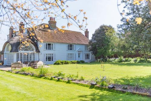 Craythornes by Bloom Stays, New Romney