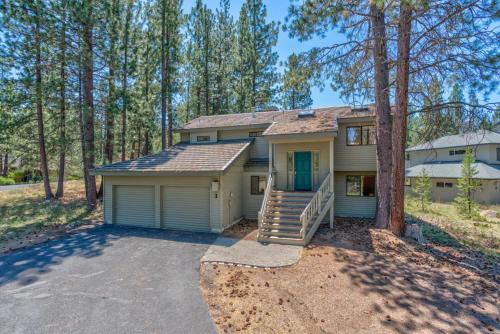 Shadow Lane 1 by Village Properties at Sunriver - image 2