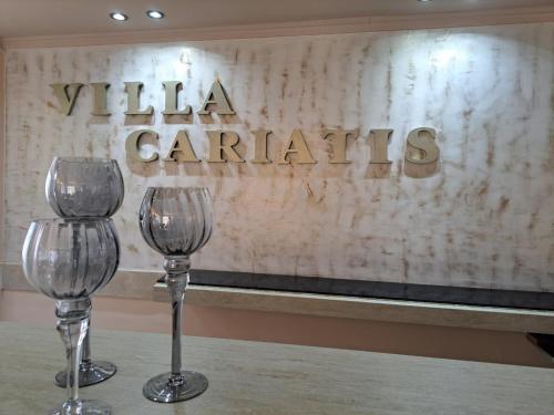 . VILLA CARIATIS