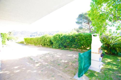 V&V LLORET-APARTAMENTO EUROPA para 6PAX con jardín y piscina comunitaria,barbacoa,150m playa Canyelles