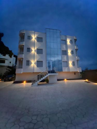 HillSide Hotel 