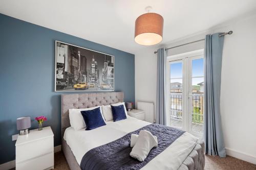 Luxnightzz - Clarendon Heights - Stylish Two-Bedroom Apartment