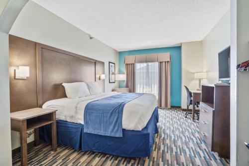 Quality Inn & Suites Sneads Ferry- North Topsail Beach - image 2