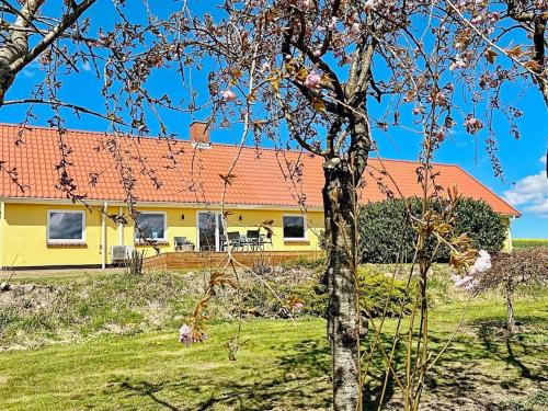  4 person holiday home in Østervrå-By Traum, Unterkunft in Østervrå