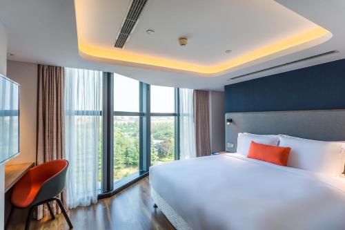 room detail thumbnail 0