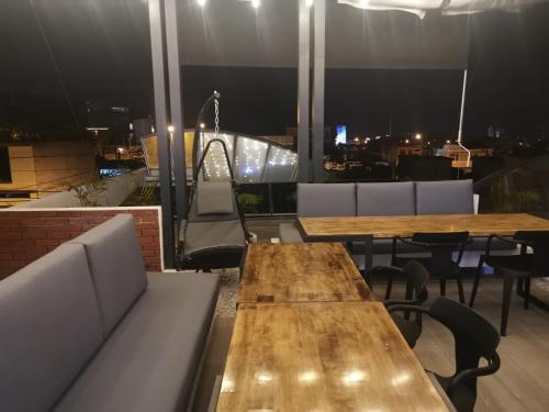 Apartments and Rooms Distecon near Centro Comercial Tikal Futura