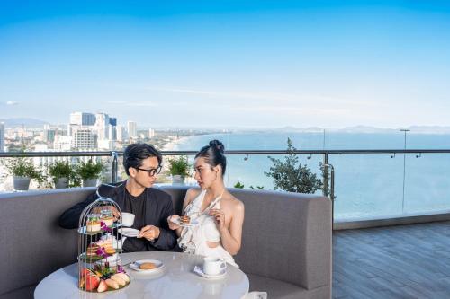 Food and beverages, Premier Pearl Hotel Vung Tau in Phường 2
