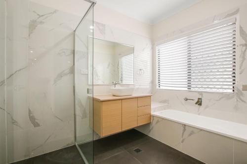 Holiday Home image 6