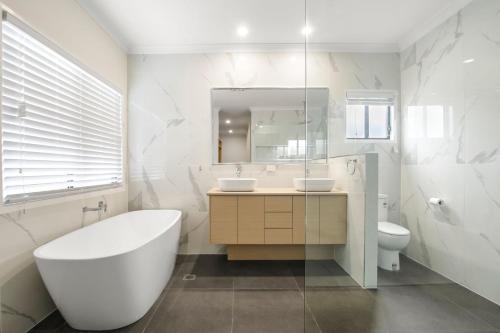 Holiday Home image 5