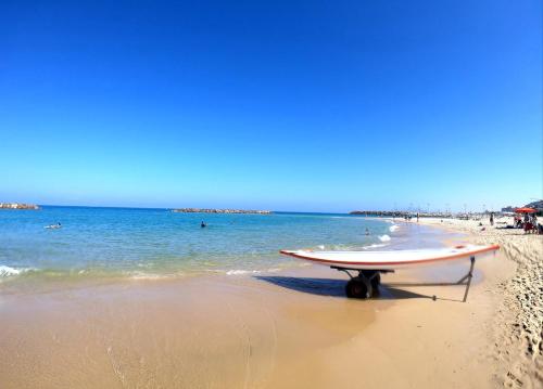 плаж, Ashkelon apartment near the beach in Ашкелон