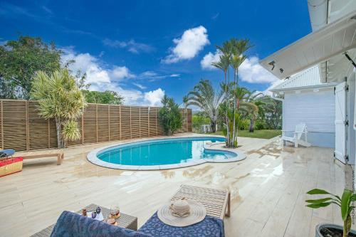 PARADISE BAY PARADISE BAY