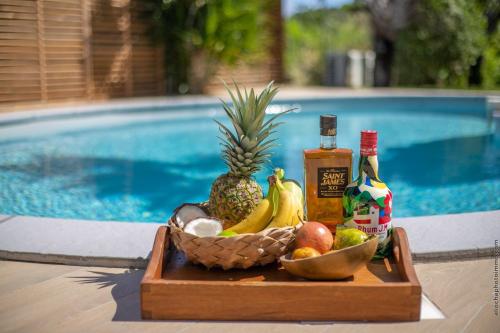 PARADISE BAY PARADISE BAY