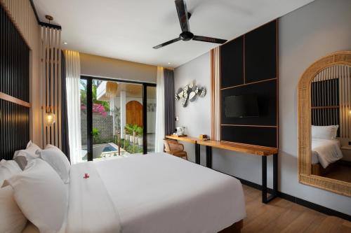 Deluxe Room image 6
