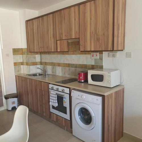 EMILIA 10 STUDIO in Polis