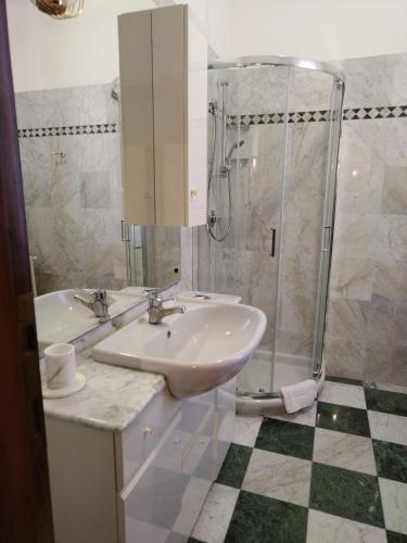  Olimpia Rooms in Pisa