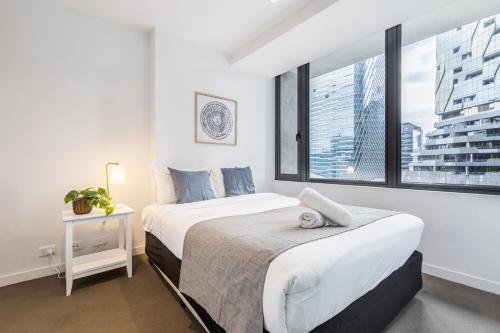 One Bedroom Apartment - Balcony