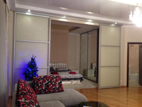 Virmenska Apartment - image 4