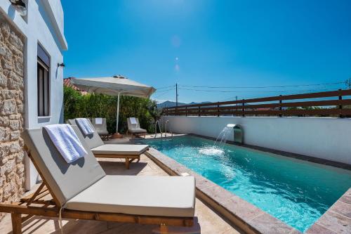 Villa Estrella with Heated pool 1