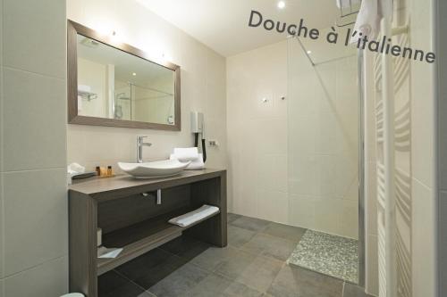 Les Suites - Konine 4 - Hotel & Bar & Restaurant