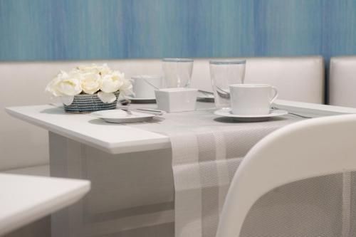 Hotel Magic - image 7