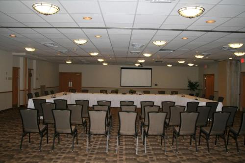 Best Western Tomah Hotel - image 29