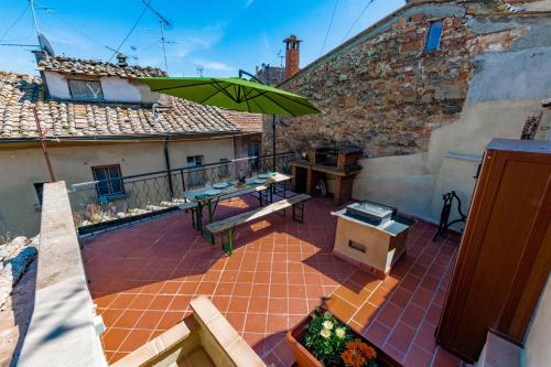 Terrazza dei Sarti Central Volterra Penthouse 6 Beds & More