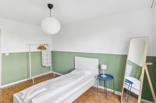 Beautiful Boutique Apartment DRAHTZUG16 - Tap to explore photos