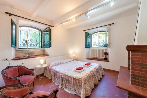  Villa Novecentesca in VERSILIA - Beach House - in 54100 Massa