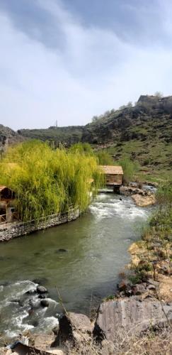 Near Yerevan Serlinhouse