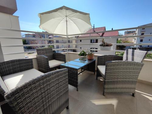 Lucy Apartment Split – khách sạn tại Mejaši
