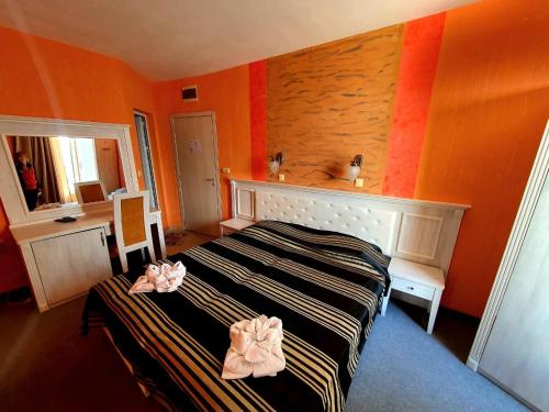 Hotel Paros - image 7